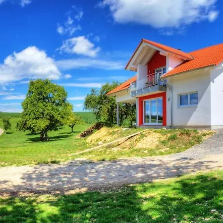 Apartman Haus Lina Emmingen-Liptingen